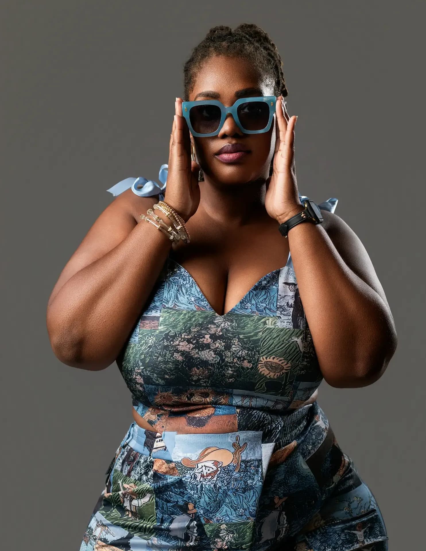 K. Nicole image