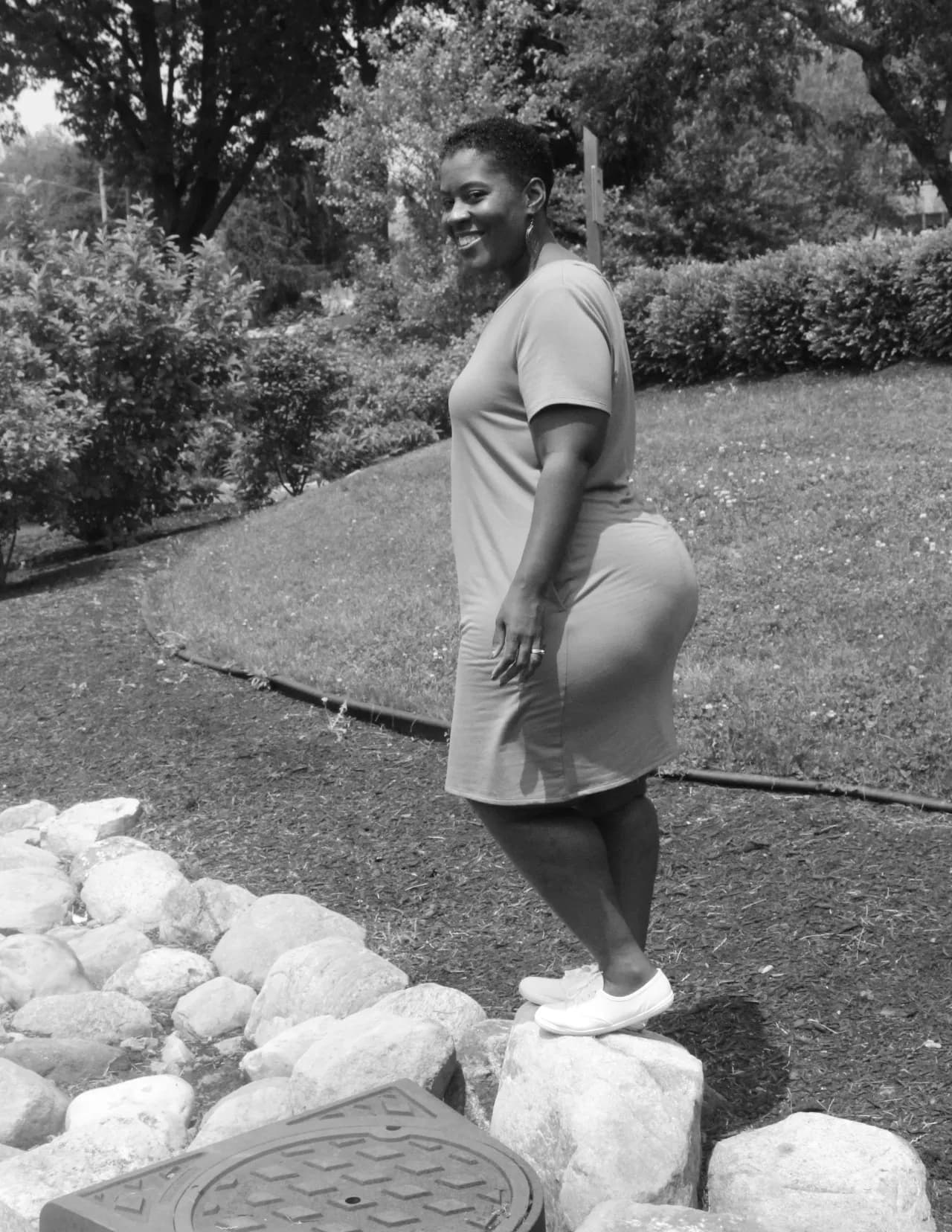 Tee Clark image