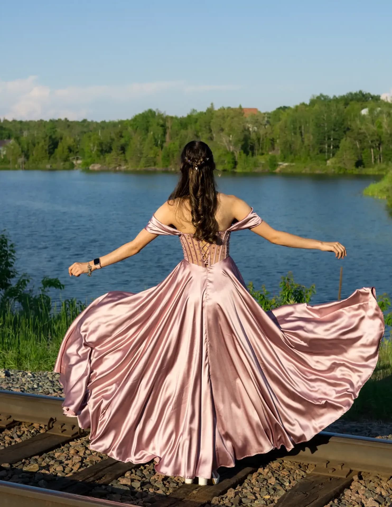 @Frozen_Emotion_Photography image