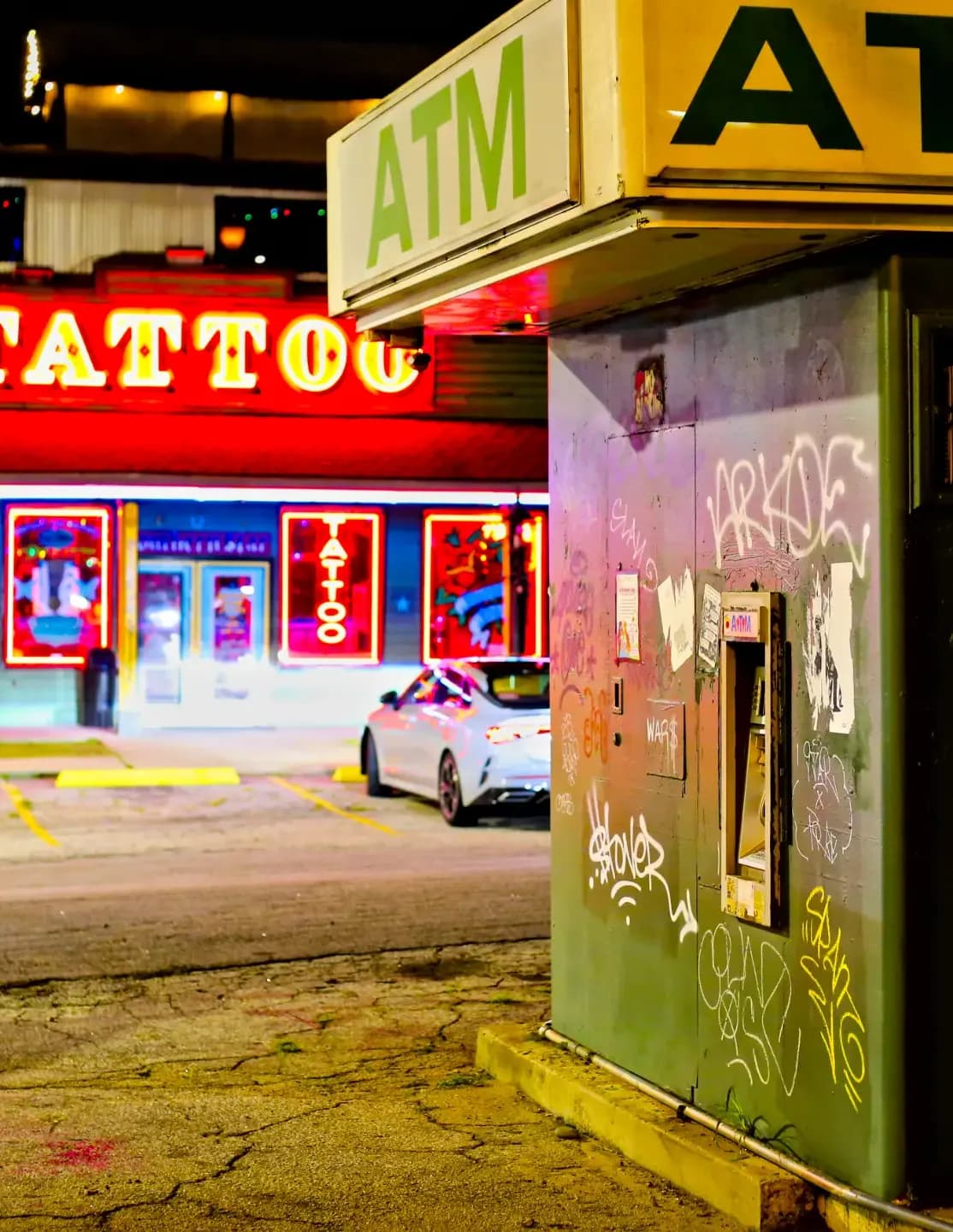 Neon-static image