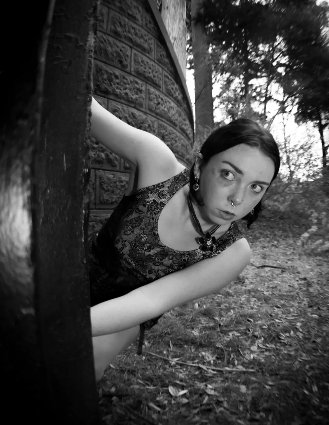 Chloe Hill Photos image