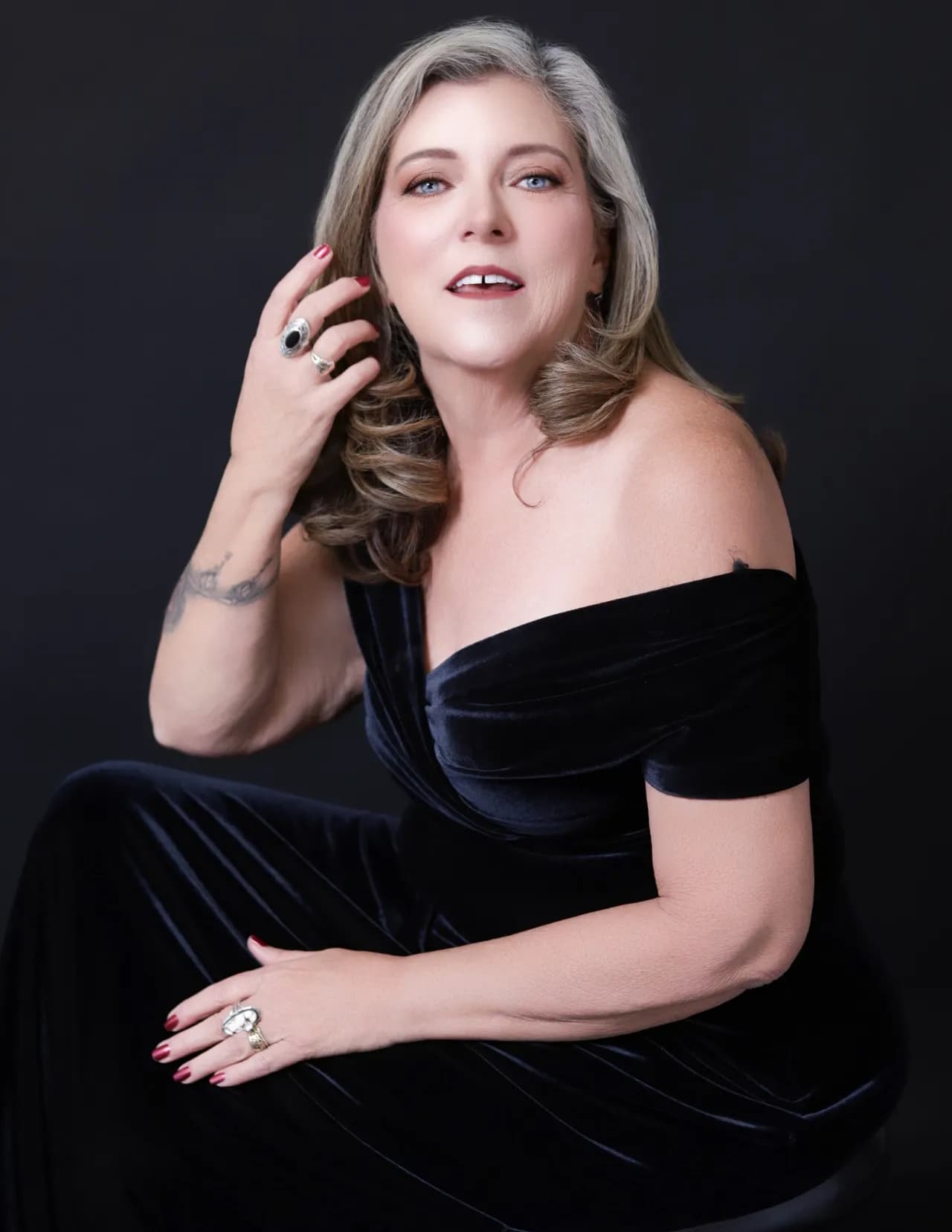 Leila Denae image