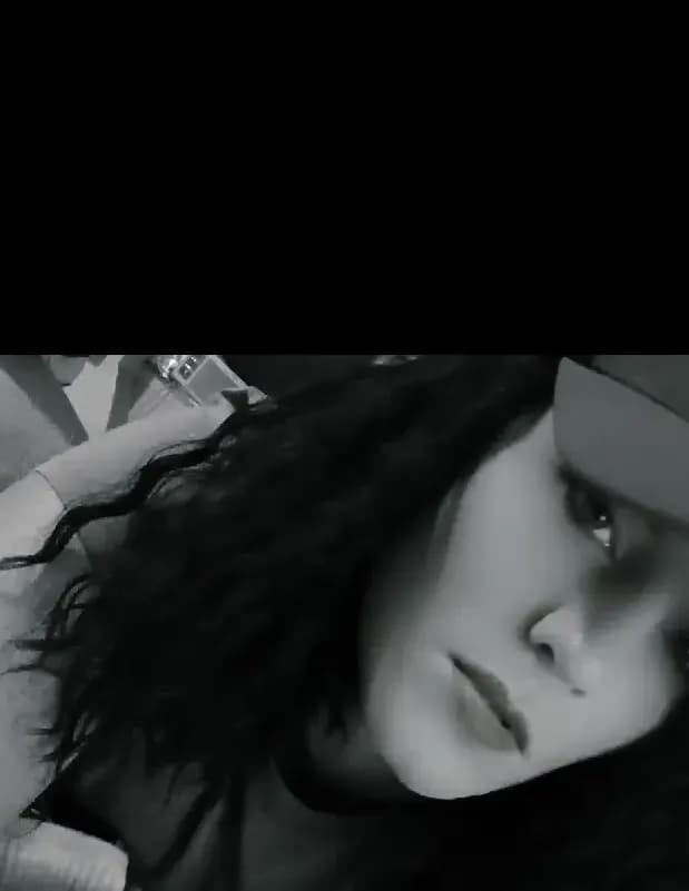 LizRose image