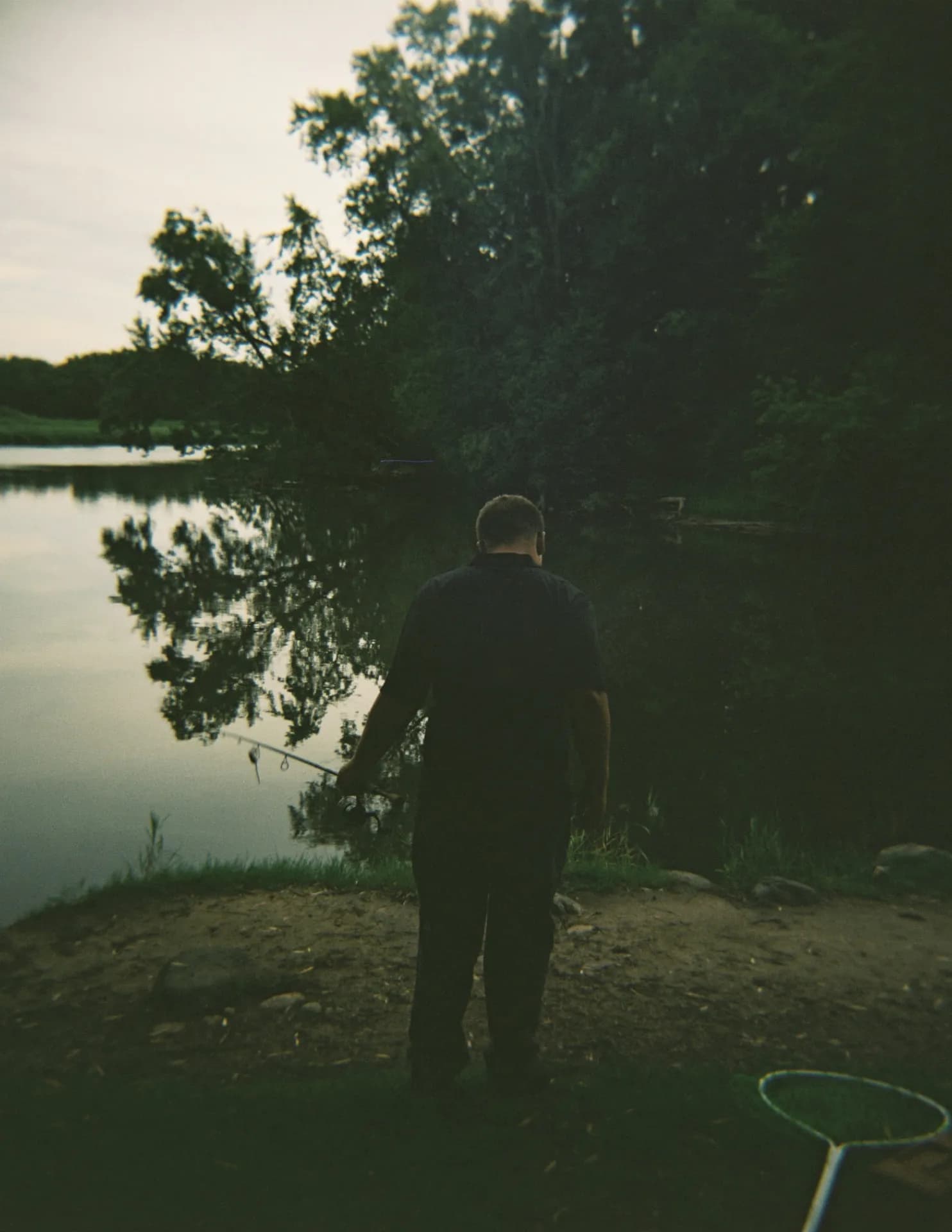 yllom image