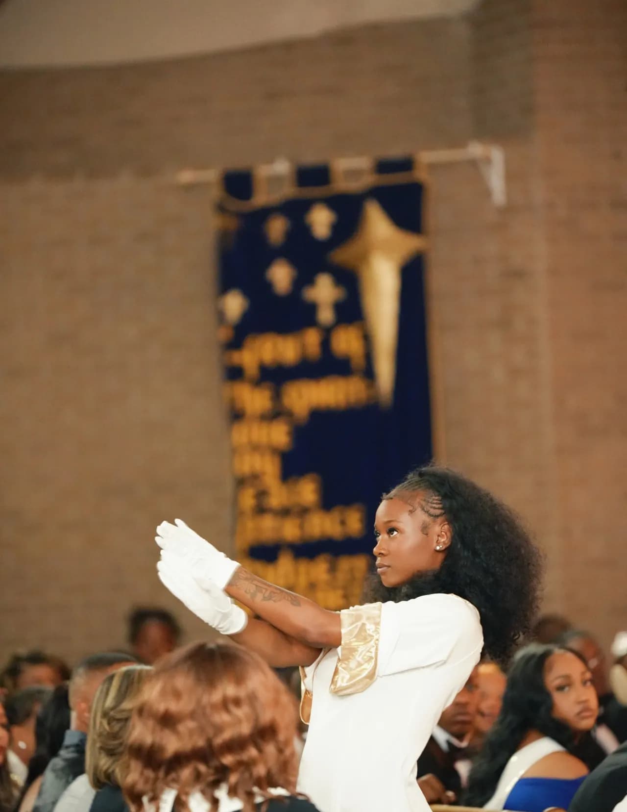 Julianne olsen image