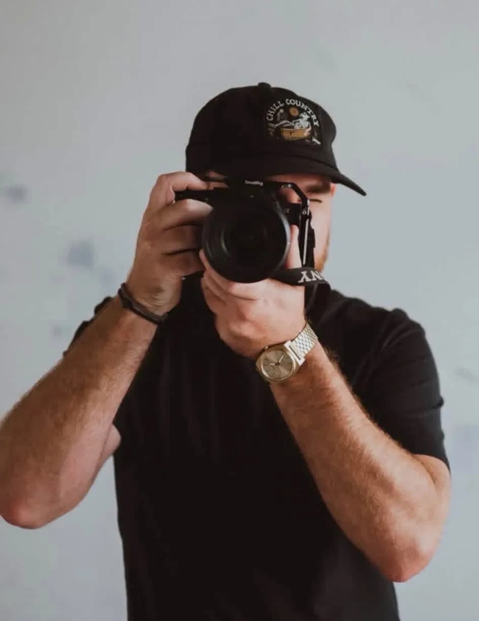 Stephen Hughes image