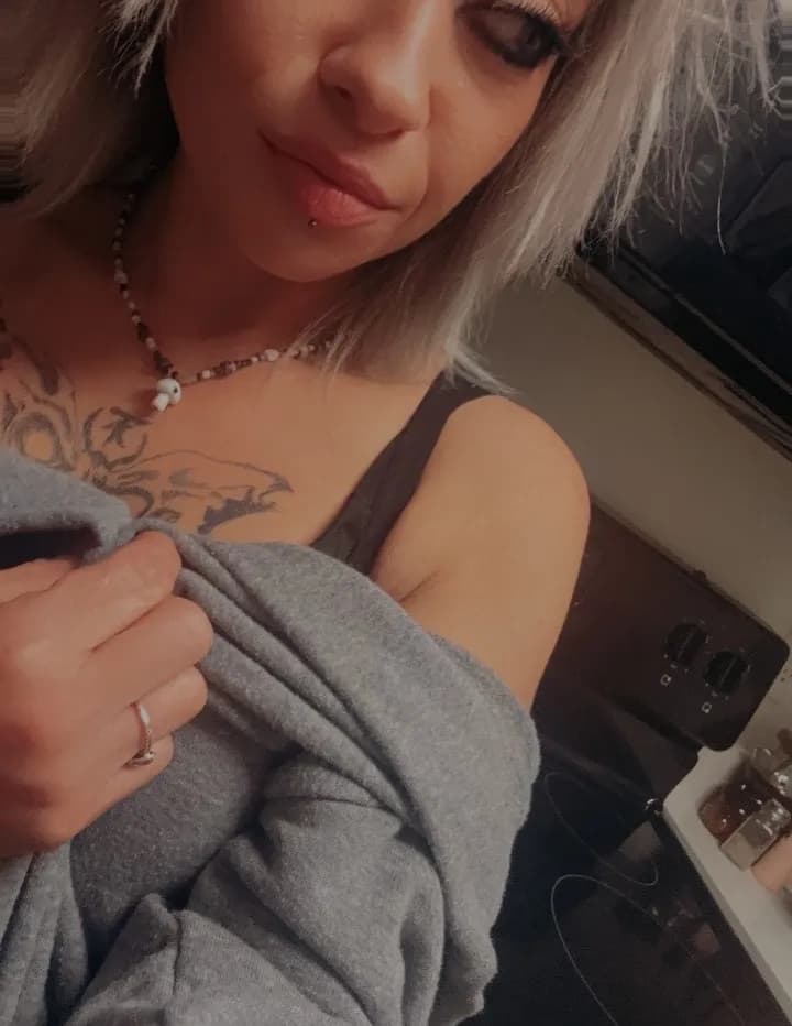 Cassandra Vassar image