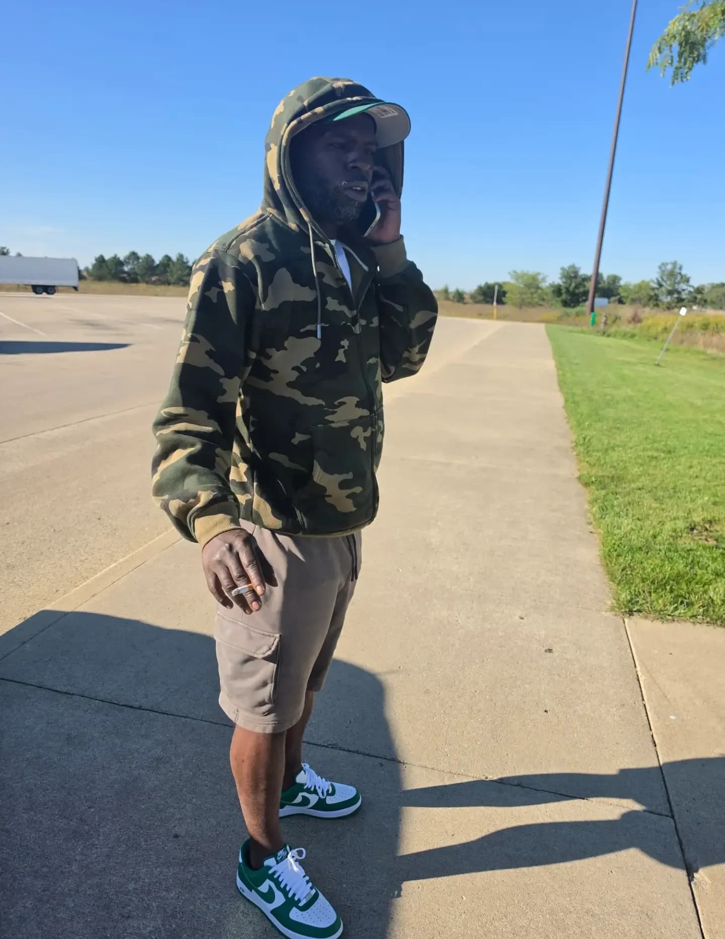 competitor QxaW