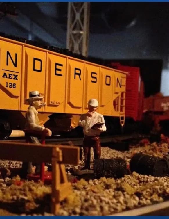 Scott Anderson image