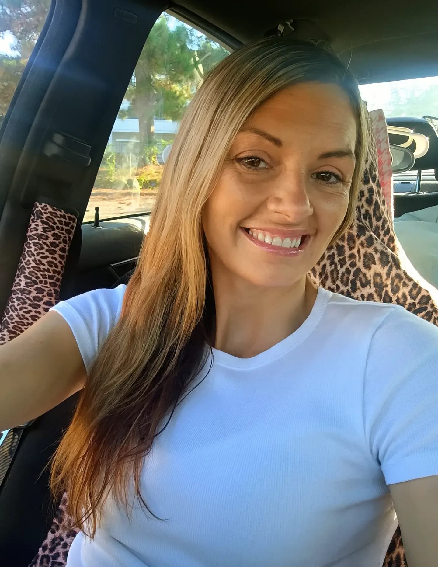 Heather Lou image