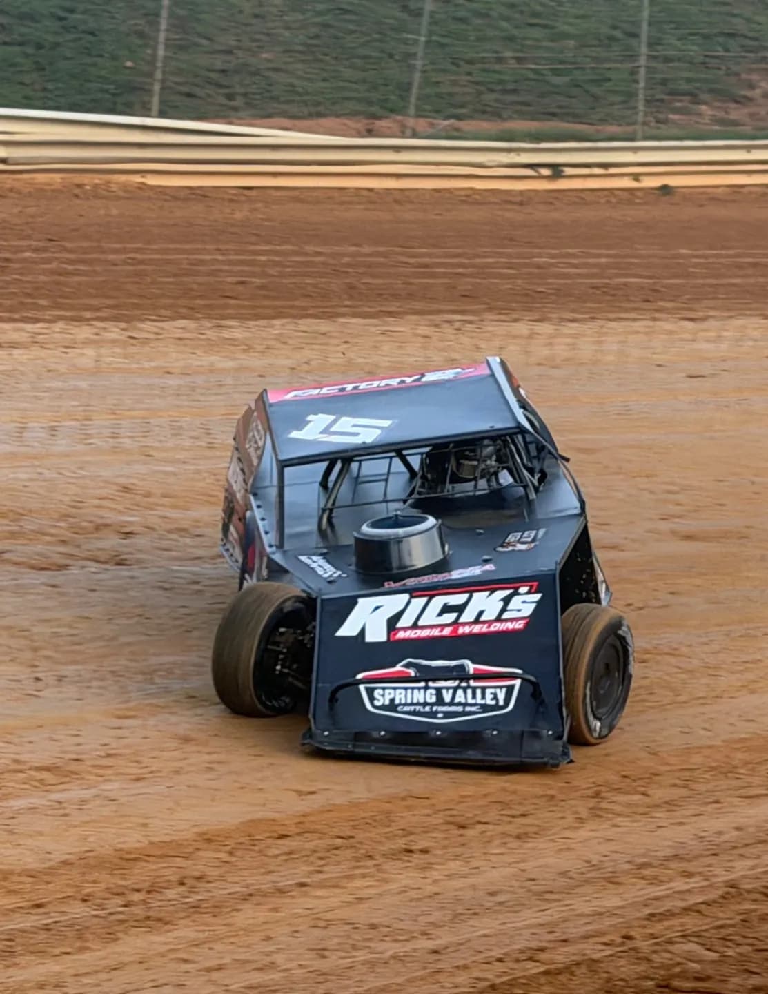 competitor RqX4B