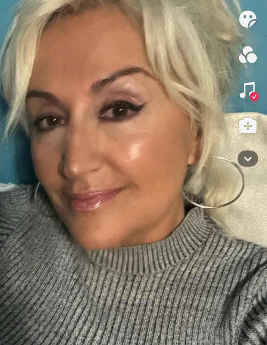 Sherry Lee image