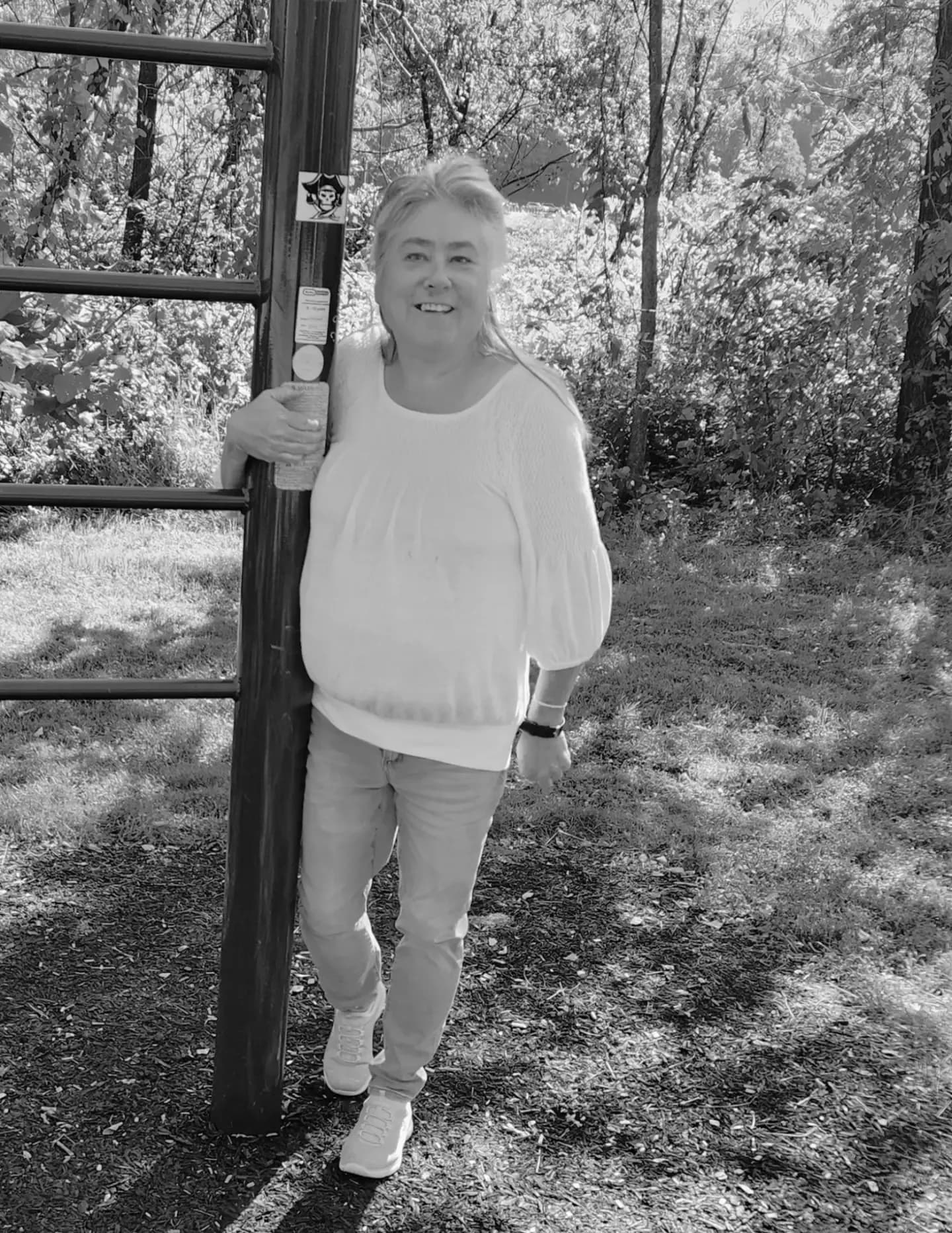 Eileen71 image