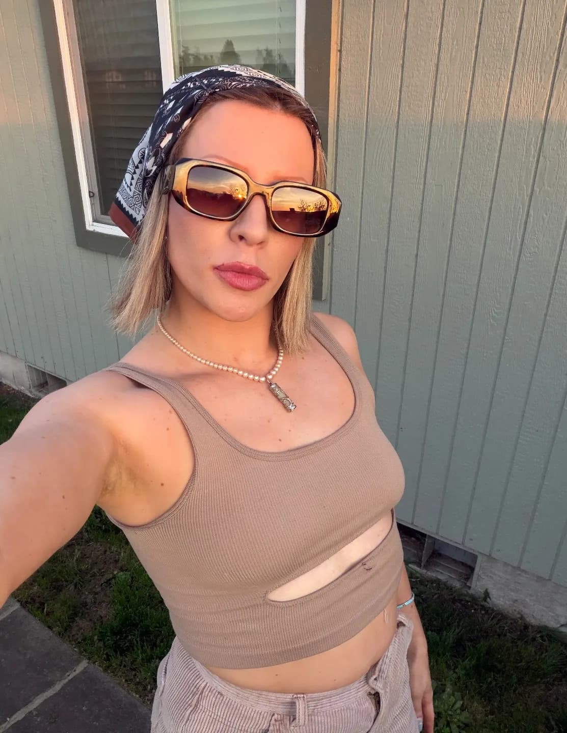 Kinsey Hart image